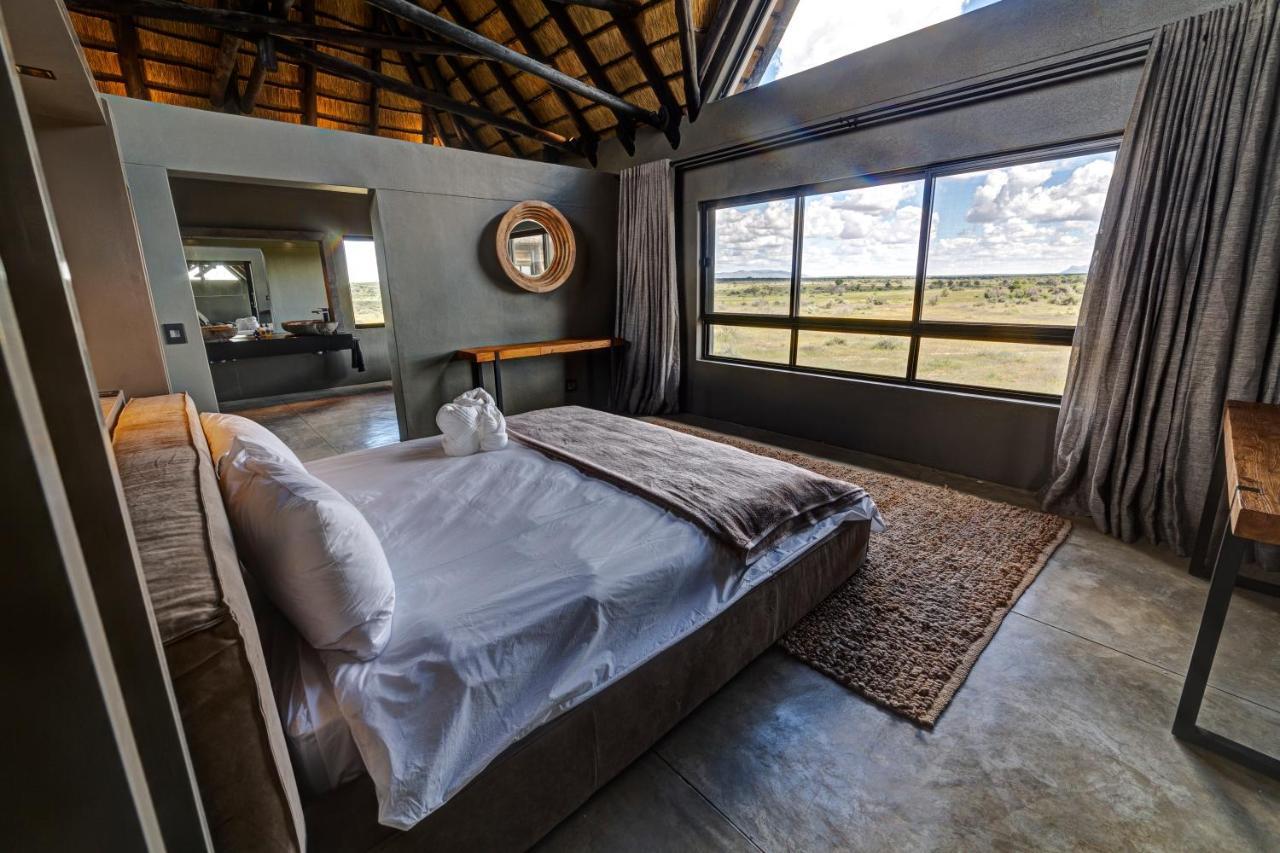 Naankuse Lodge Windhoek Exterior photo
